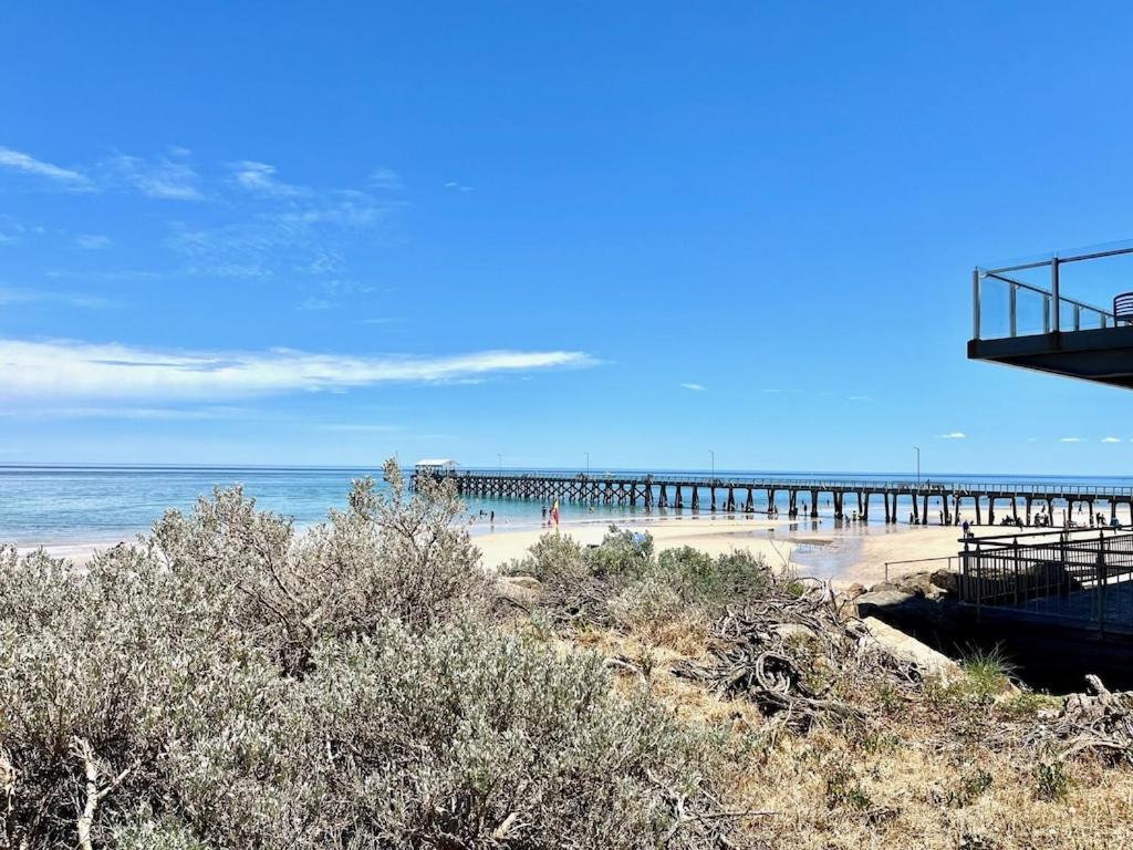 Kerrigan'S On Seaview- One Minute Walk To Beach - Not Beachfront Henley Beach South Extérieur photo